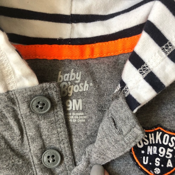 🎈$7🎈OshKosh B’gosh Hoodie Set Baby 6-9M - Picture 3 of 3